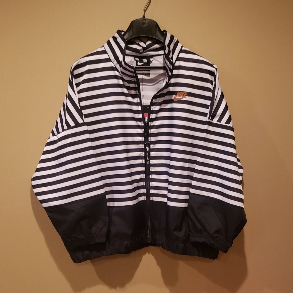 New Nike Womens Woven Jacket windbreaker. Black White Striped. Large.